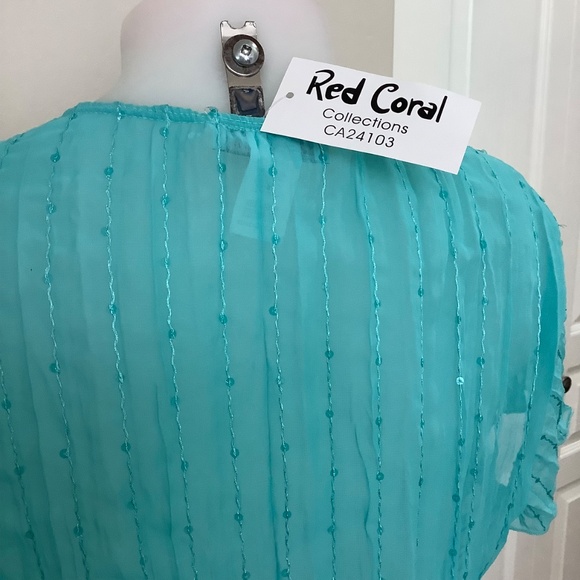 NWT Red Coral Dainty Butterfly Top fits MEDIUM - Picture 6 of 11